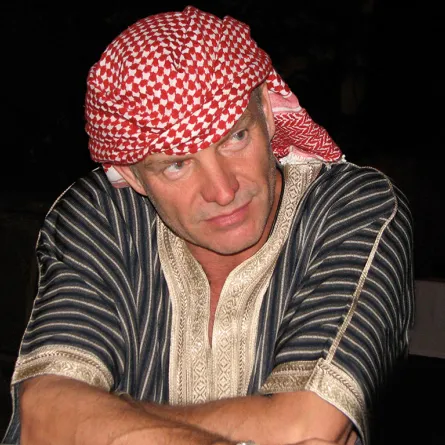 "Sting" لـ"سيدتي": أعشق الصحراء واللبنانيات