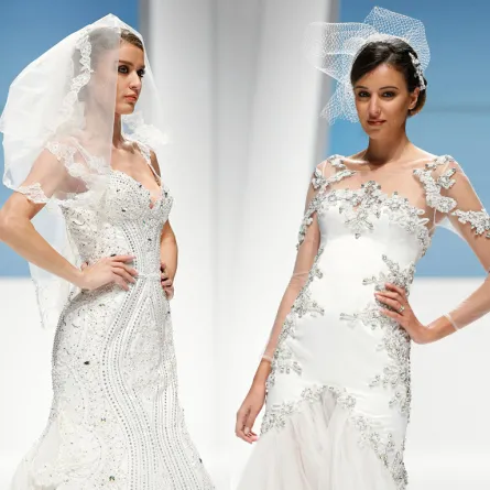 ساهر ضيا يتألق بتصاميم غنية بالألوان في معرض العروس