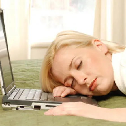 قلة النوم تسبب السكري وضغط الدم