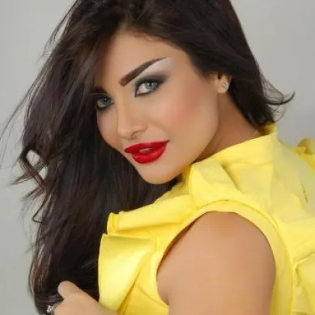 أمل العوضي تقضي شهراً في حضرة أبو الملايين