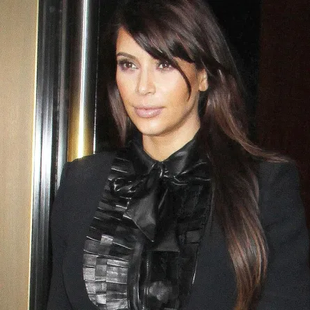 ابنة Kim Kardashian تشبهها كثيراً وهذا هو اسمها