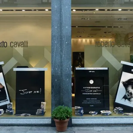 Roberto Cavalli  يطلق مذكراته في أسبوع ميلانو للموضة
