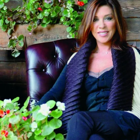 كيف تحافظين على شبابك كالسلطانة الأم عبر الغذاء؟