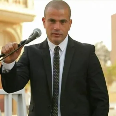 استمعوا إلى الأغنية التي قرّر عمرو دياب إضافتها إلى ألبومه الجديد