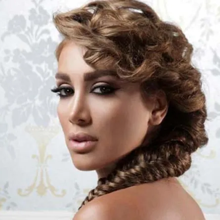 مايا دياب تعترف: عاشرت زوجي سنتين قبل الزواج