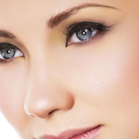 نصيحة "سيِّدتي" لحواجب أكثر أناقة