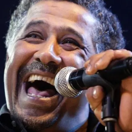 100 ألف متفرّج في حفلة الشاب خالد وحضور أمنيّ مشدّد