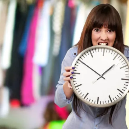 المرأة والوقت.. من يسبق من؟