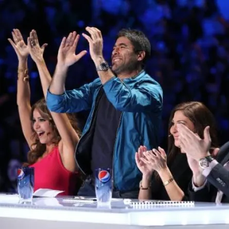 إليسا وكارول تقضيان على حلم ابن نبيل شعيل 