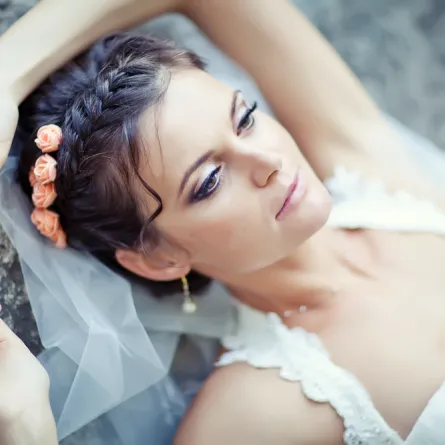 أولويات العروس الإماراتية العائلة وفستان الزفاف