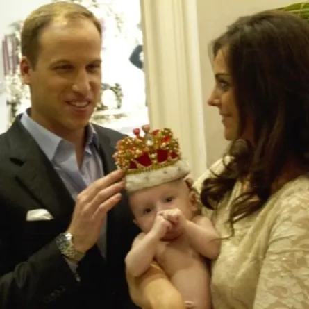 فبركوا صورة العائلة المالكة فثارت العاصفة!