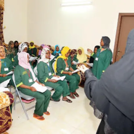 خادمات غير مسلمات بتواطؤ مع مكاتب الاستقدام