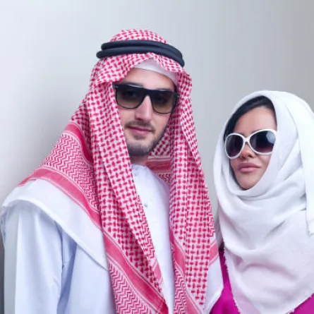 هل تجرؤ السعودية على مغازلة زوجها؟