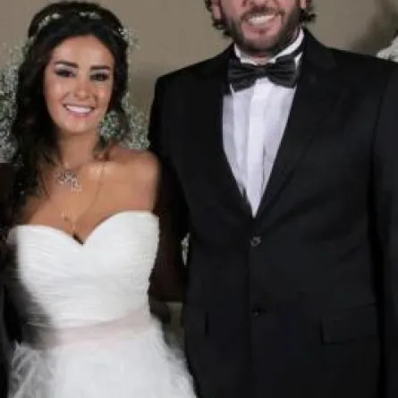 كندة حنا تدخل القفص الذهبي بعد قصة حب خفيّة مع مخرج "صبايا"