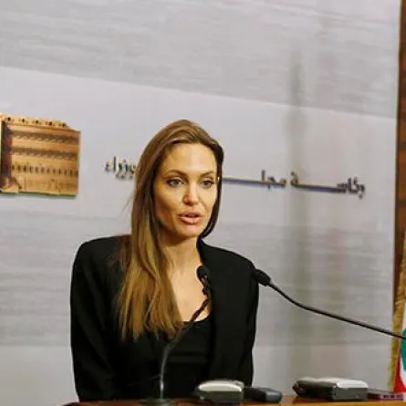 انجلينا جولي تلتقي رئيس الجمهورية اللبنانية