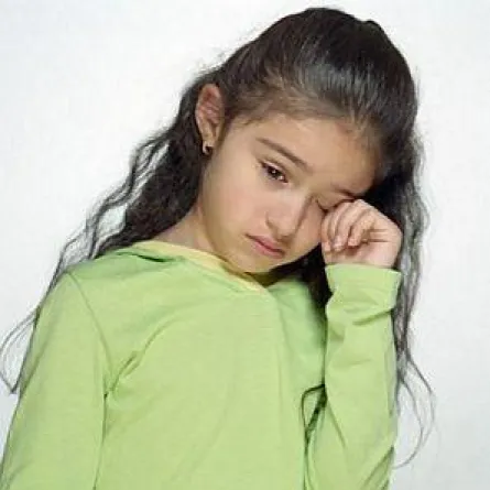 أب سعودي يطالب وزارة التربية بـ 5 ملايين ريال تعويضًا لإصبع ابنته