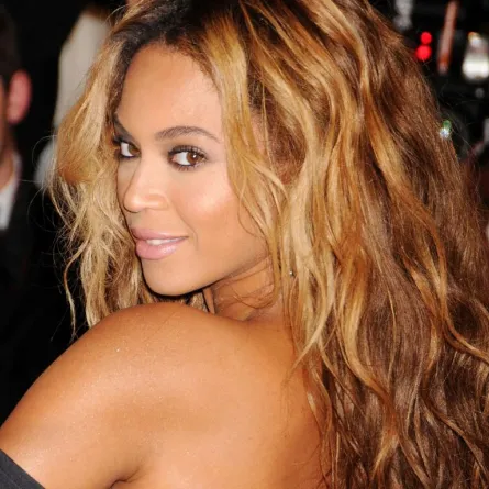 مكياج البشرة السمراء على طريقة Beyoncé