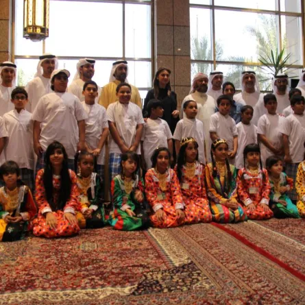 نجوم خليجيون يحتفلون بـ "حق الليلة" مع الأطفال