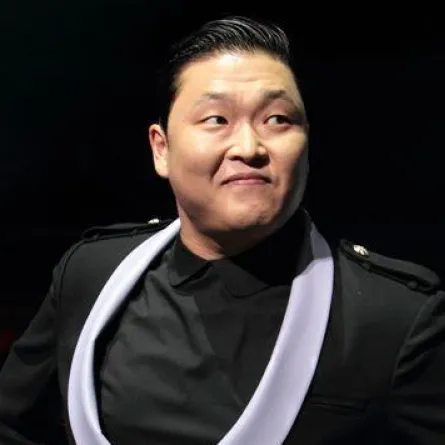 غانغنام ستايل وساق انجلينا جولي يدخلان القاموس البريطاني