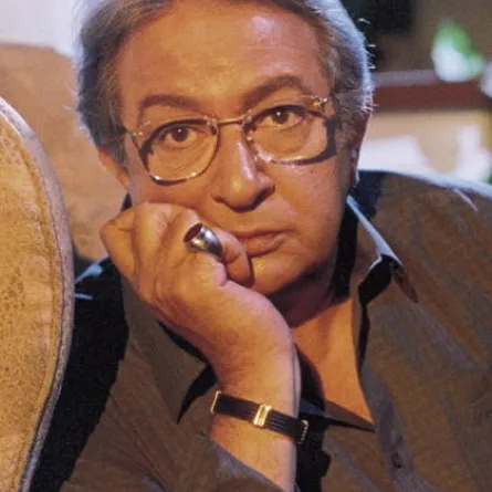 نور الشريف يطرد الصحافة وغضبه يثير الكثير من التساؤلات