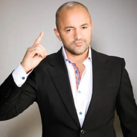 RedOne يفاجئ سكينة بوخريص ويعدها بعمل مشترك