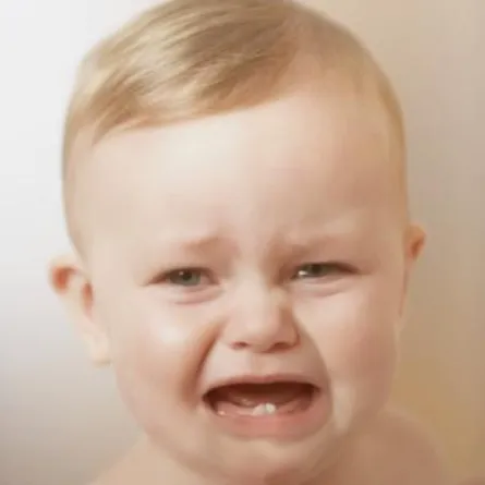 الكشف عن سر بكاء الرضيع