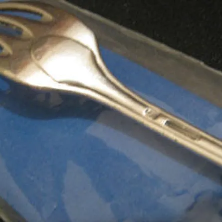 «شوكة» حاكم نيويورك بـ2500 دولار في مزاد علني!