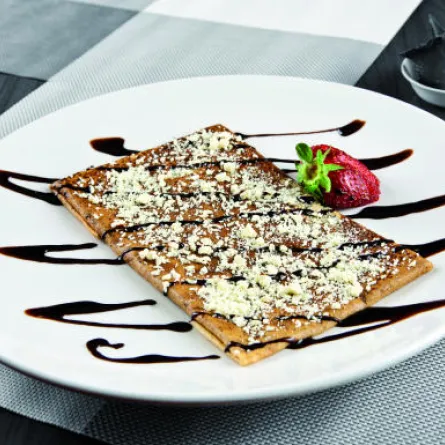 الكريب بالشوكولاته والموز والبندق (مارتين)