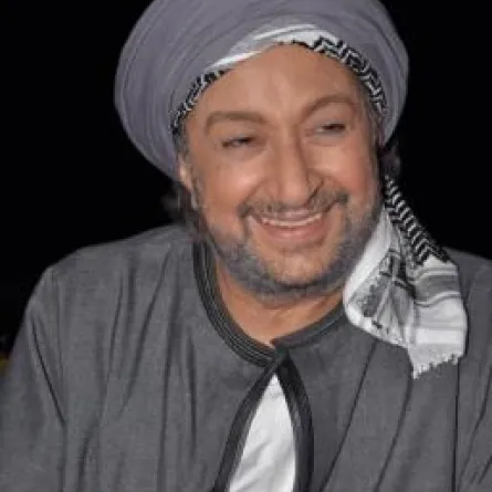 نور الشريف لا ينام