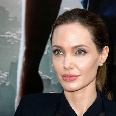 Angelina Jolie: ما يحدث للأطفال السوريين يصيبني بالمرض