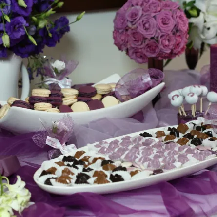 الليلكي والزهري لحفل الضيافة في زفافك