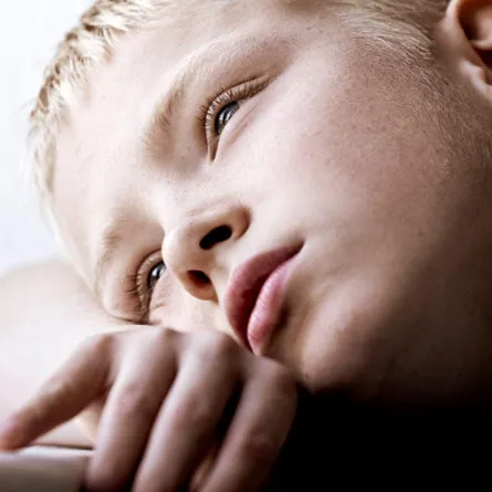 الآباء يستهينون بأعراض اكتئاب الأطفال