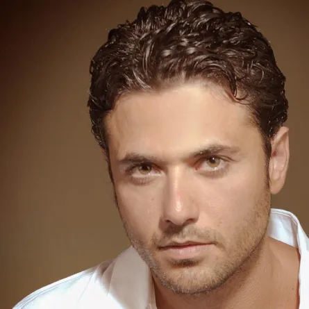 وفاة والد أحمد عز