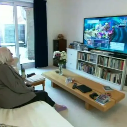 ثمانينيَّة مولعة بألعاب الفيديو