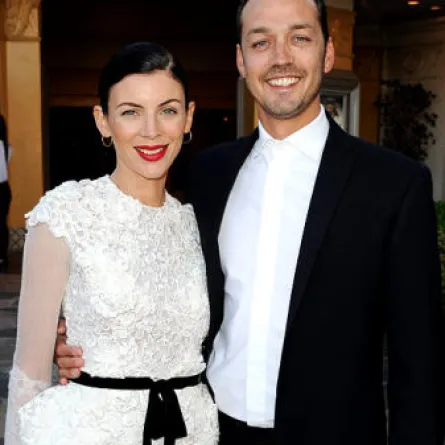 زوجة مخرج "بيضاء الثلج والصياد" تطلب الطلاق