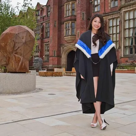 اختياراتنا لأجمل عبايات التخرج