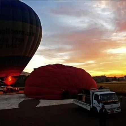 مصرع 18 سائحاً بسقوط منطاد في مصر