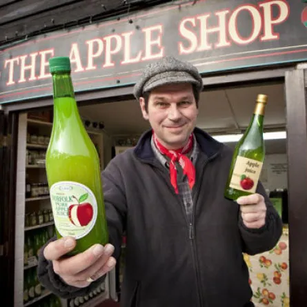 شركة  "آبل"  تبيع عصير التفاح