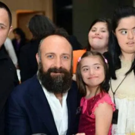 السلطان سليمان: شقيقتي مصابة بمتلازمة داون