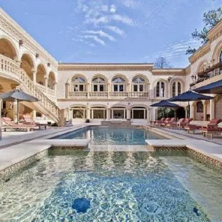 جولة داخل أحد أغلى منازل العالم