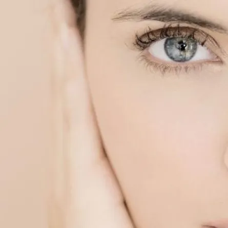 قبض اليد اليمنى يُحسّن الذاكرة