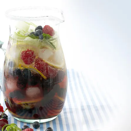 شراب التوت والكرفس