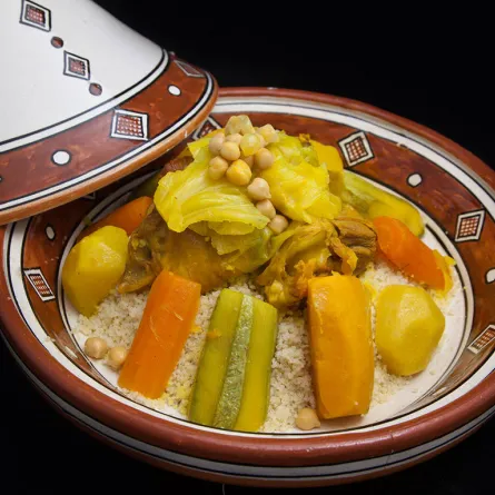 الكسكس بالخضر واللحم