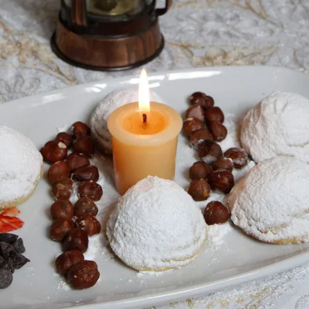 المعمول بالبندق والشوكولاتة