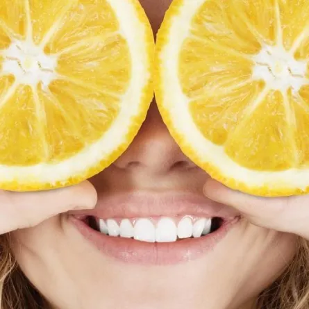 الليمون والبرتقال لعلاج الكلف