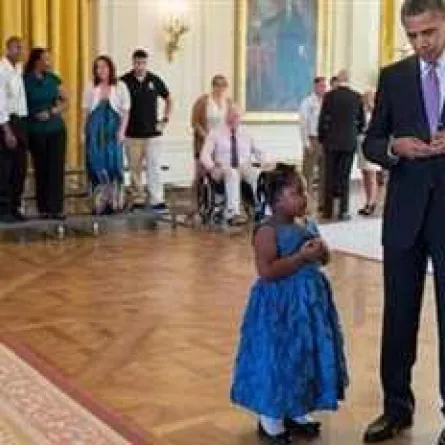 اوباما يكتب رسالة اعتذار للطفلة ألانا بولارد