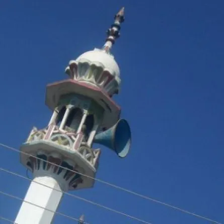 سعودي يحتج على إهمال المستشفى عبر مكبرات صوت المسجد