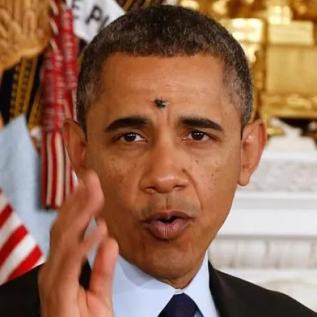 ذبابة تداهم أوباما في البيت الأبيض