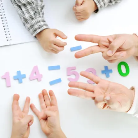 طوّري مهارات طفلك مع برنامج الخوارزمي