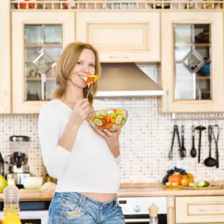 9 أطعمة ضرورية لتغذية الحامل